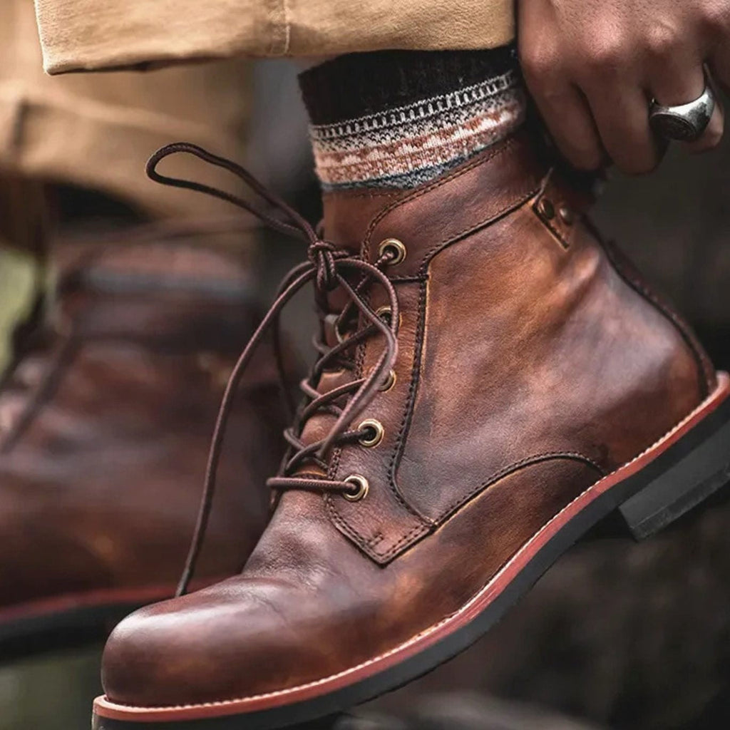 Harvey | Men's Burnished Round-Toe Lace-Up Vegan Leather Chukka Boots